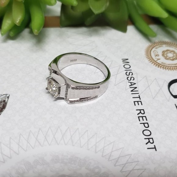 1 Carat Moissanite Men Engagement Ring 925 Sterling Silver Wedding Band D-FL - Picture 6 of 6